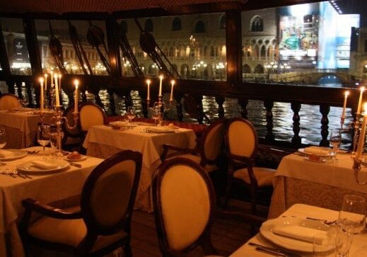 galleon cruise dinner venice vivovenetia