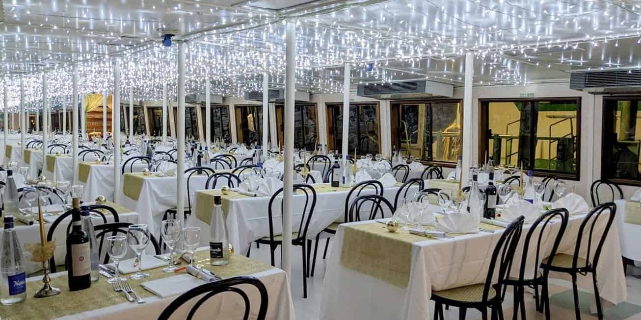 Venise Redentore - dîner de poisson sur bateau dans la lagune de Venise